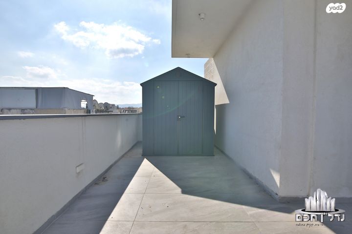 גג/ פנטהאוז, הרב קוק, מוצקין הותיקה, קרית מוצקין