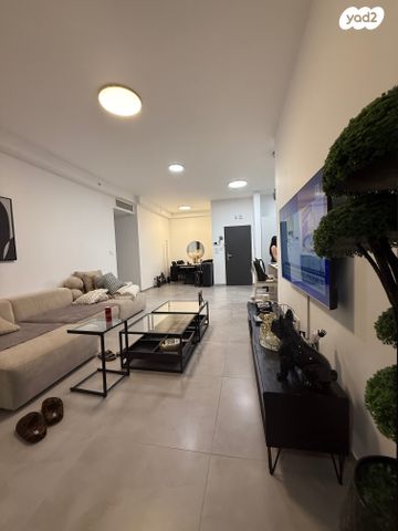 דירה, הקוממיות 16, דרום חדש, פארק הים, בת ים