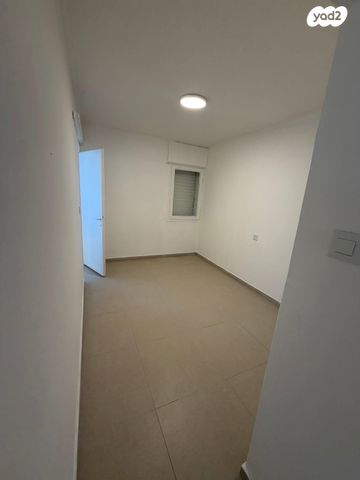 דירה, קיבוץ גלויות, אשדוד