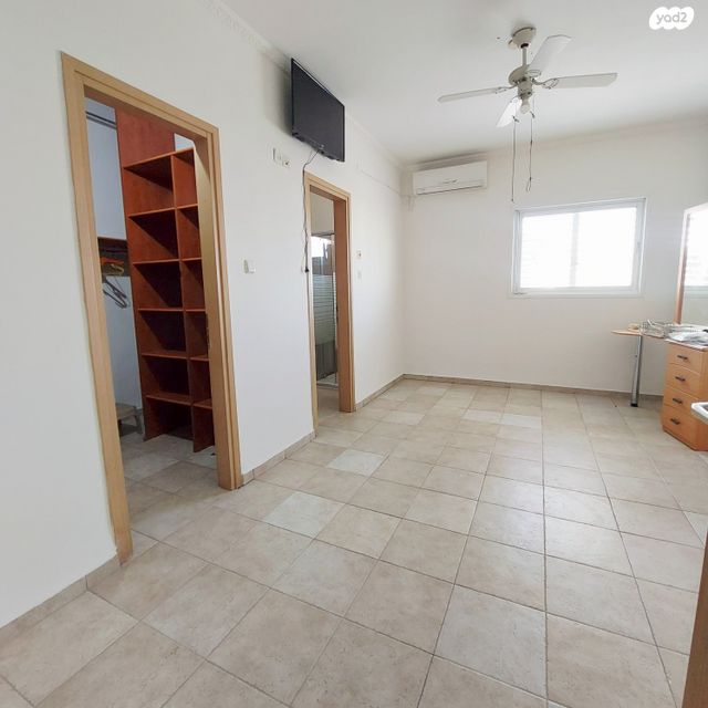 גג/ פנטהאוז, לוין אפשטיין 47, ב' / צפון מערב העיר, רחובות