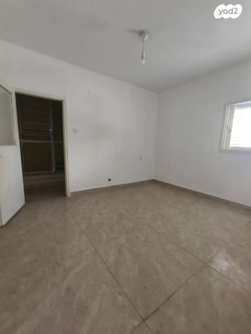 דירה, רוגוזין, רובע ד', אשדוד