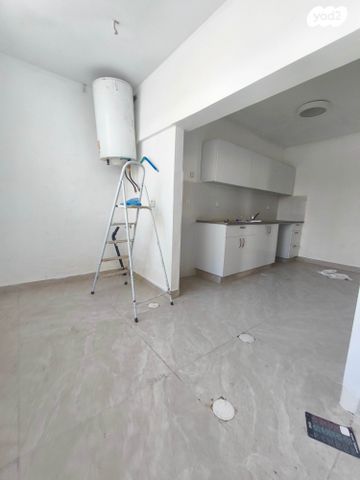 דירה, רוגוזין, רובע ד', אשדוד