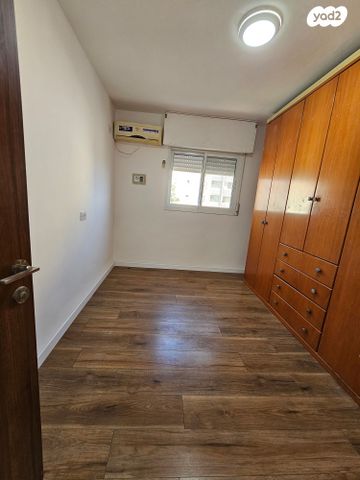 דירה, קרית אתא