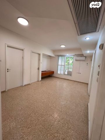 דו משפחתי, חיים גלעד 16, בת גנים, פתח תקווה