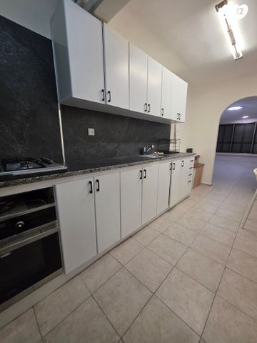 דירה, יצחק בן צבי, קרית חיים מזרחית, חיפה