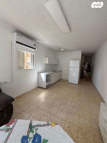 דירה, השיקמה 22, דרום מערב ותיק, בת ים