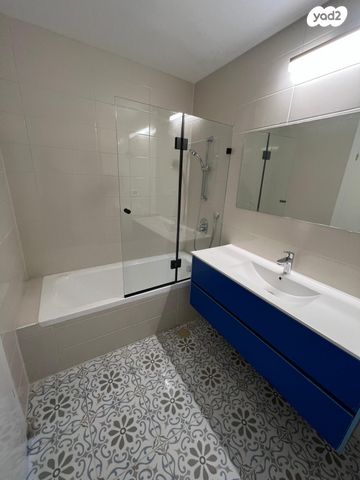 דירה, ליאונרדו דה וינצ'י, גני שרונה, קרית הממשלה, תל אביב יפו