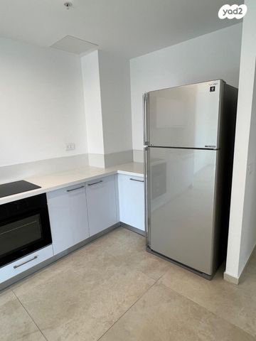 דירה, ליאונרדו דה וינצ'י, גני שרונה, קרית הממשלה, תל אביב יפו