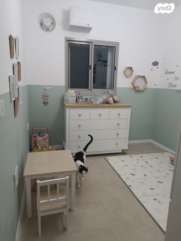 דירה, הבנים, הרצליה