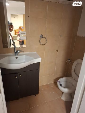 יחידת דיור, מוהליבר, נווה מגן, רמת השרון