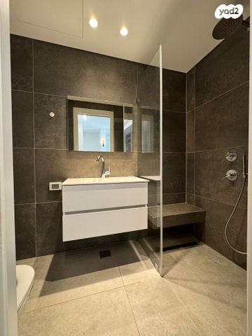 דירה, הרצל 52, פלורנטין, תל אביב יפו