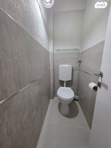 דירה, יצחק בן צבי, קרית חיים מזרחית, חיפה