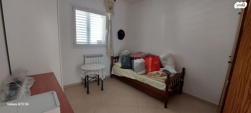 דירה, הרב יצחק נסים, חומת שמואל, הר חומה, ירושלים