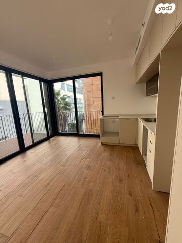 זלטופולסקי 