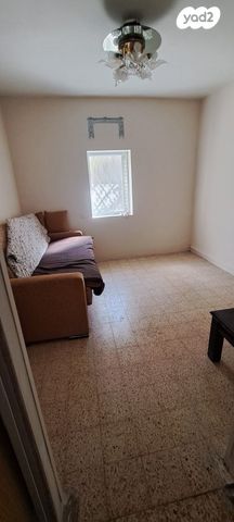 דירת גן, וייצמן, בת ים