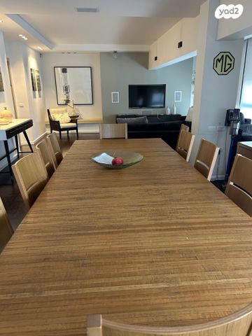 דירה, הירקון, תל אביב יפו