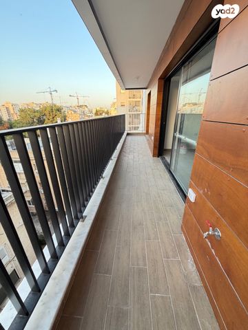 דירה, ד"ר שיפר, שיפר, פתח תקווה