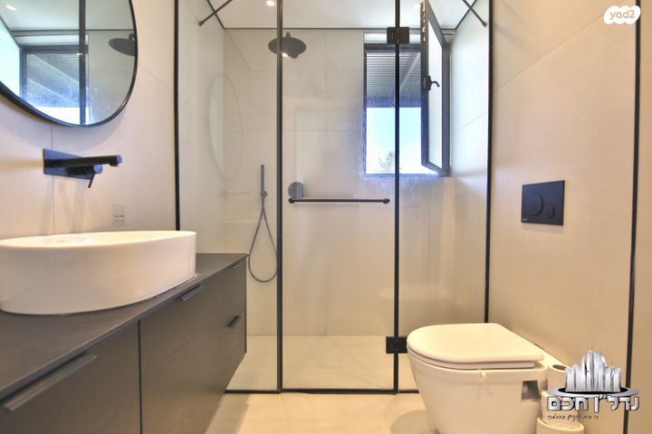 גג/ פנטהאוז, הרב קוק, מוצקין הותיקה, קרית מוצקין