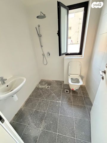 דירה, ד"ר שיפר, שיפר, פתח תקווה