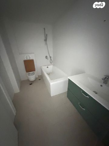 דירה, ד"ר שיפר, שיפר, פתח תקווה