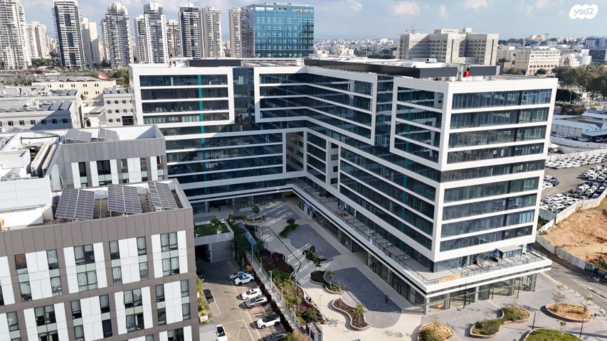 משרדים, משה דיין 10, פתח תקווה