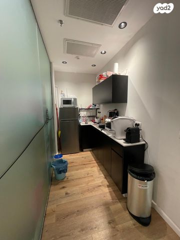 משרדים, הנגר, אזור תעשיה נווה נאמן, הוד השרון