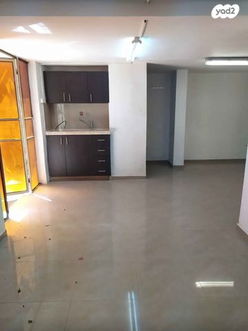 הרב צירלסון 