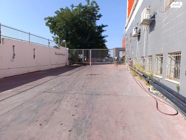 מבני תעשיה, אזור תעשיה מצפה ספיר, כוכב יאיר / צור יגאל