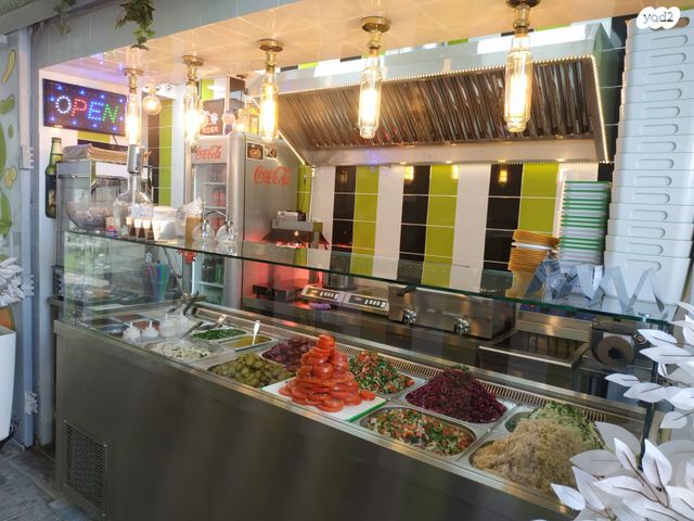 חנויות/ שטח מסחרי, שער פלמר 3, שער פלמר, תחנת רכבת השמונה, חיפה