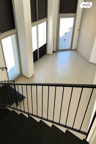 חנויות/ שטח מסחרי, שדרות קק"ל, מוצקין הותיקה, קרית מוצקין