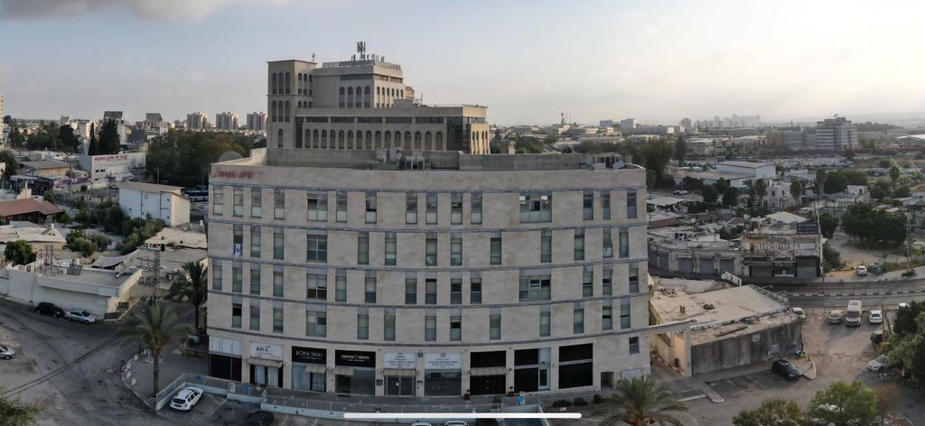 משרדים, שדרות דוד המלך, חסכון ג, לוד