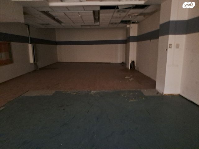 חנויות/ שטח מסחרי, הפרסה, מקור חיים, ירושלים