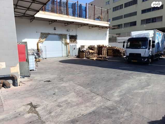 מבני תעשיה, בזלת, אזור תעשיה מצפה ספיר, כוכב יאיר / צור יגאל