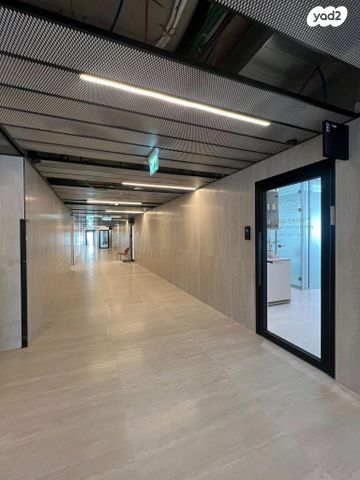 משרדים, שושנה דמארי, משכנות האומנים, קרית מוצקין