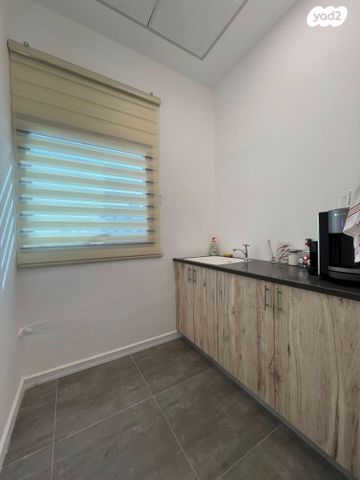 משרדים, מוצקין הותיקה, קרית מוצקין