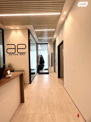 משרדים, שושנה דמארי, משכנות האומנים, קרית מוצקין