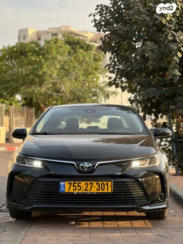 טויוטה קורולה