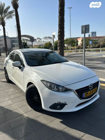מאזדה 3