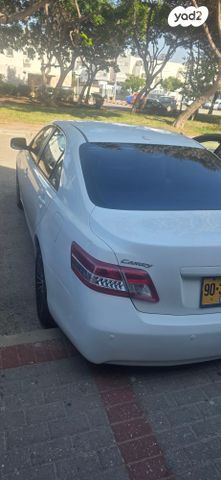 טויוטה קאמרי