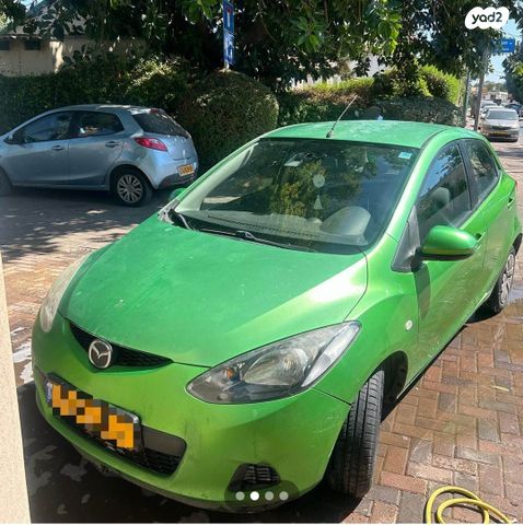 מודעת רכב מאזדה 2