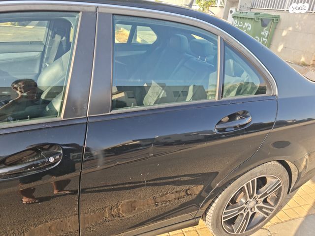 מרצדס-בנץ C-class