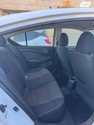 ניסאן אלמרה