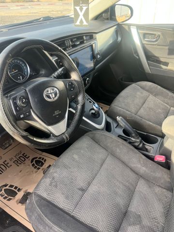 טויוטה אוריס