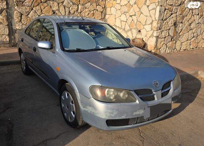 ניסאן אלמרה