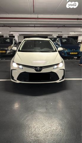 טויוטה קורולה