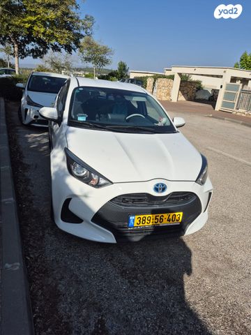 טויוטה יאריס