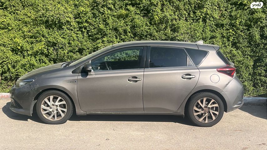 מודעת רכב טויוטה אוריס