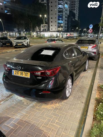 מודעת רכב מאזדה 3