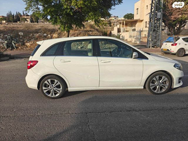 מודעת רכב מרצדס-בנץ B-class