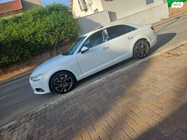 מודעת רכב אאודי A4
